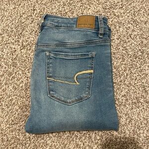 AMERICAN EAGLE Next Level Stretch Womens 8 Long jeans
